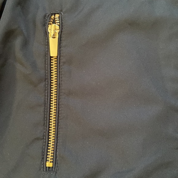 Zara jacket with zipper/snap closure and ruffle hem - Picture 3 of 11